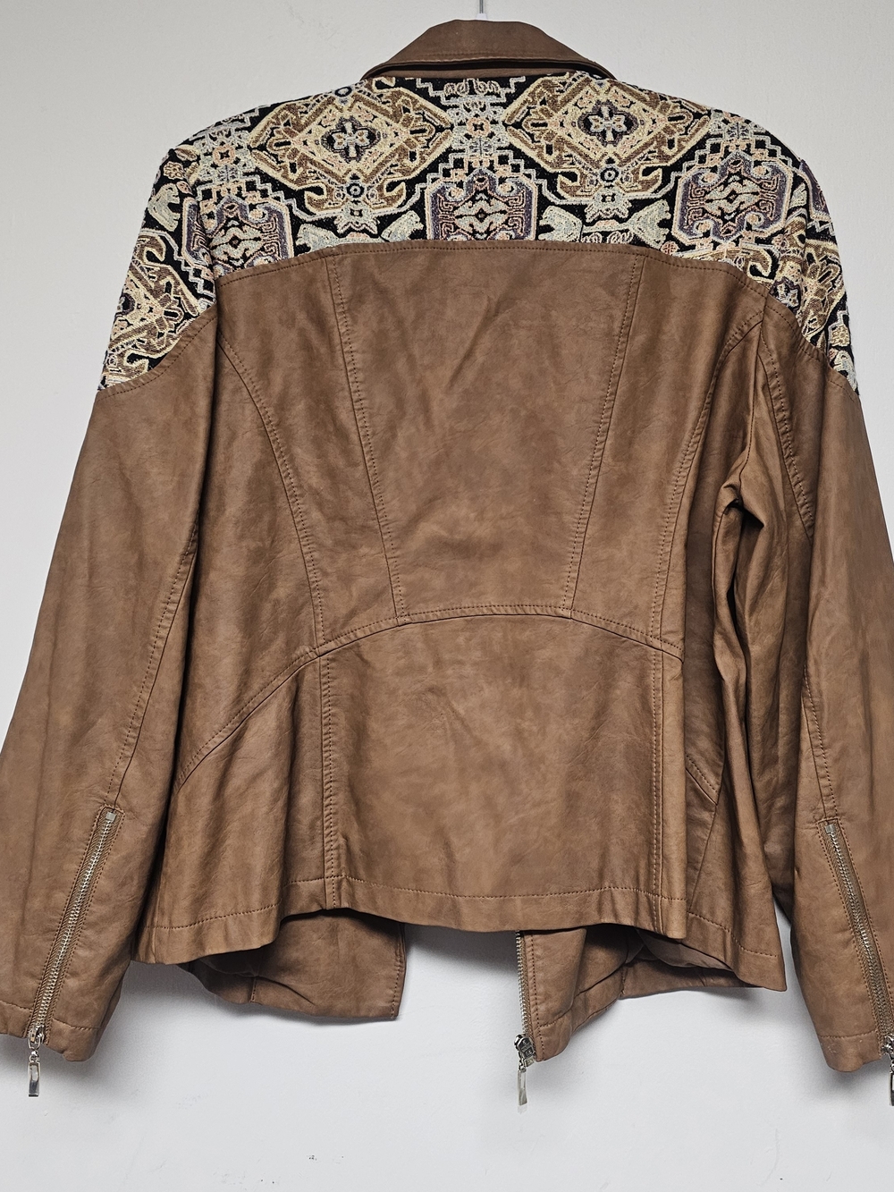 Chico's Brown Faux-Leather Moto Jacket Jacquard Paisley Size Large Artsy Western - Picture 10 of 11